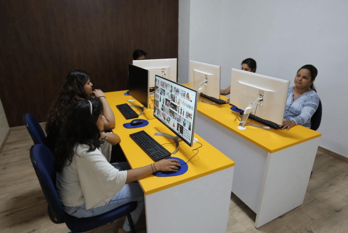 Atharva School of Fashion & Arts Mumbai Classrooms photo 19